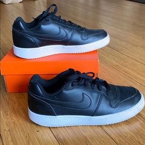 Nike Black Casual Sneakers